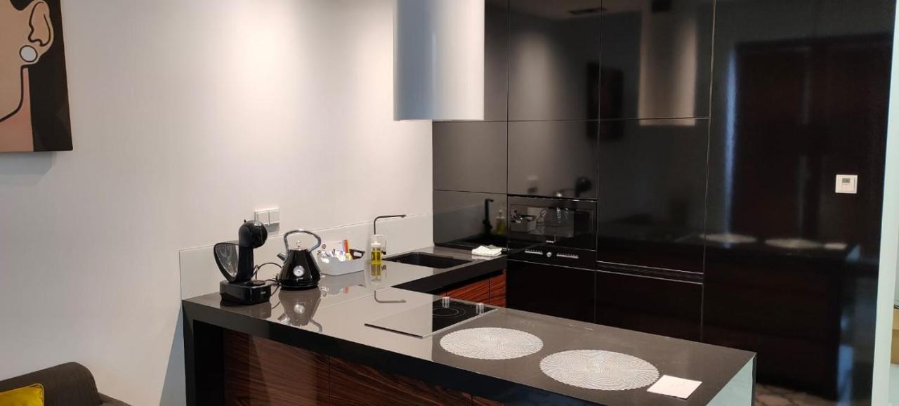 Piekna Appartamento Varsavia Esterno foto
